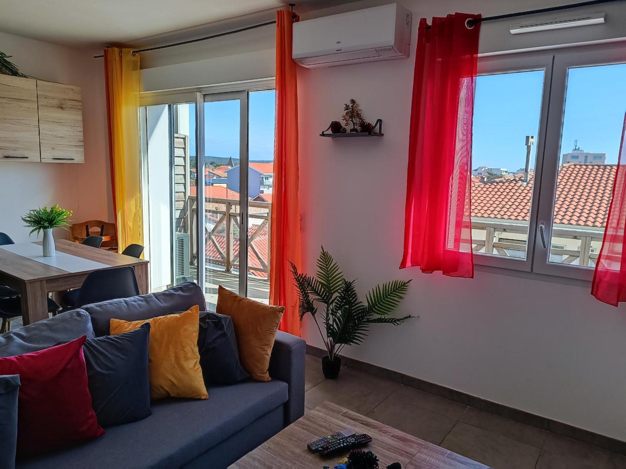 Neuf 80m2 +terrasse 100m Appartement